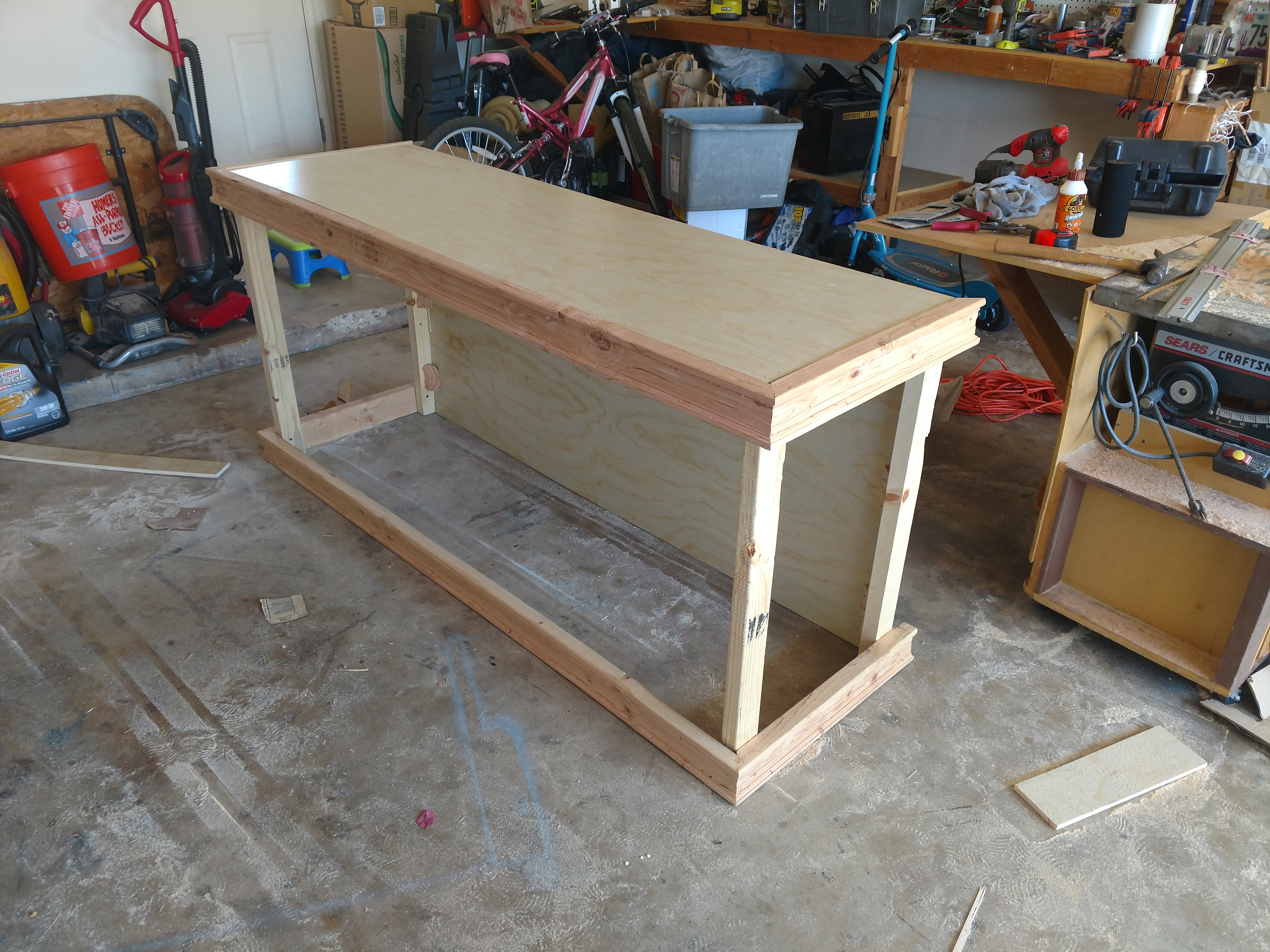 Custom workbench with storage - in progress